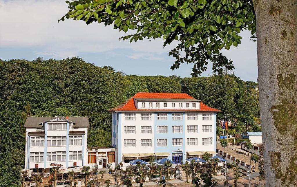 Hotel Xenia Sellin  外观 照片